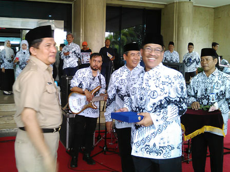 Pencarian PGRI Dairi - Persatuan Guru Republik Indonesia Cabang Dairi